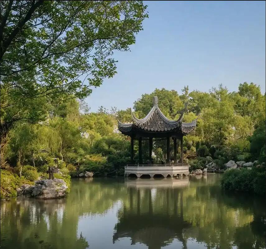 乌鲁木齐翠芙餐饮有限公司